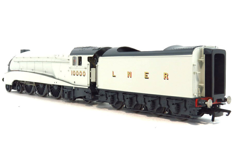 Hornby OO Gauge Steam Locomotive LNER, Class W1 'Hush Hush', Streamlined, 4-6-4, 10000 - Era 3 R3978