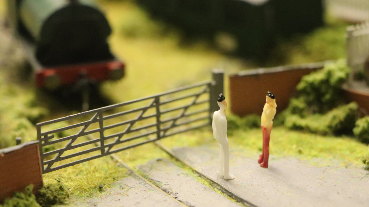 Railscenix 50 Piece Set of Figures OO/ HO Gauge 1/76 scale