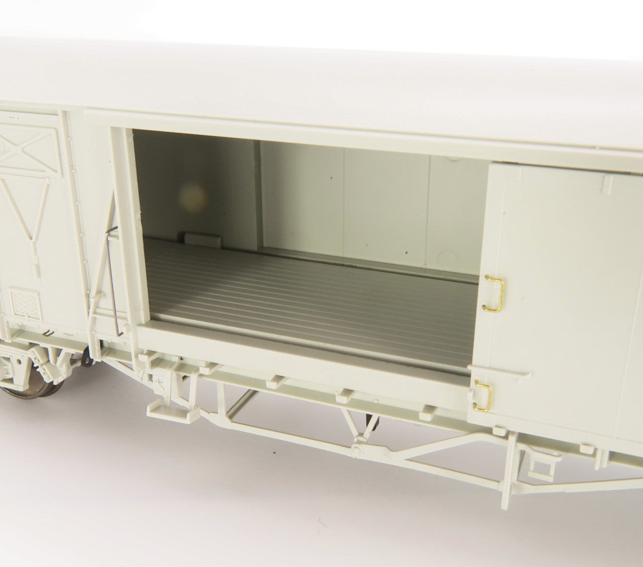 Rapido OO Gauge RBX No. B707178, Railfreight red/grey 910007