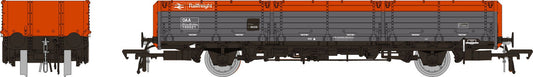 Rapido Trains OO Gauge OAA No. 100021, Railfreight red/grey 915014